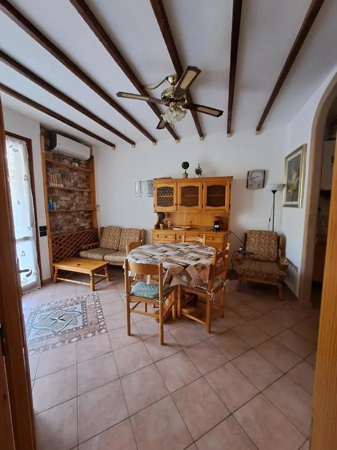 Cosmo House Villa Lido Adriano Italy