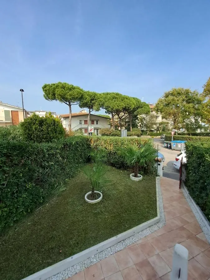 Cosmo House Villa Lido Adriano Holiday home